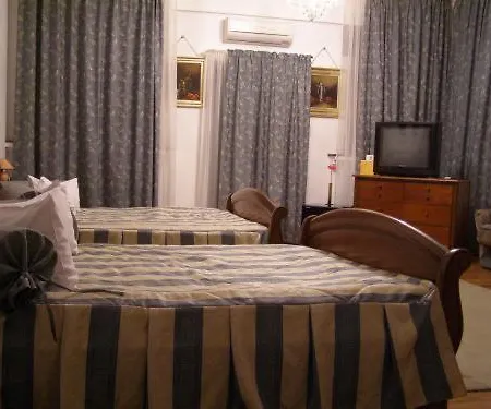 Hotel The Seasons Tunari