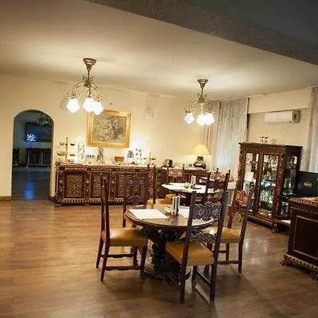 The Seasons Hotel Tunari